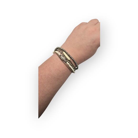 Lucky Brand Multi-Strand Beaded Charm Bracelet – Boho Mixed Metal​ - Picture 2 of 7